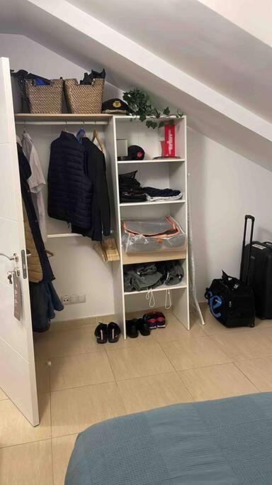 Apartamento Recien Reformado En Barajas Pueblo Мадрид Екстер'єр фото